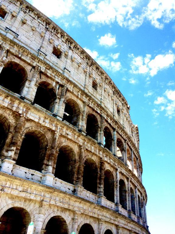 Miclad Colosseum Alojamento de Acomodação e Pequeno-almoço 3*